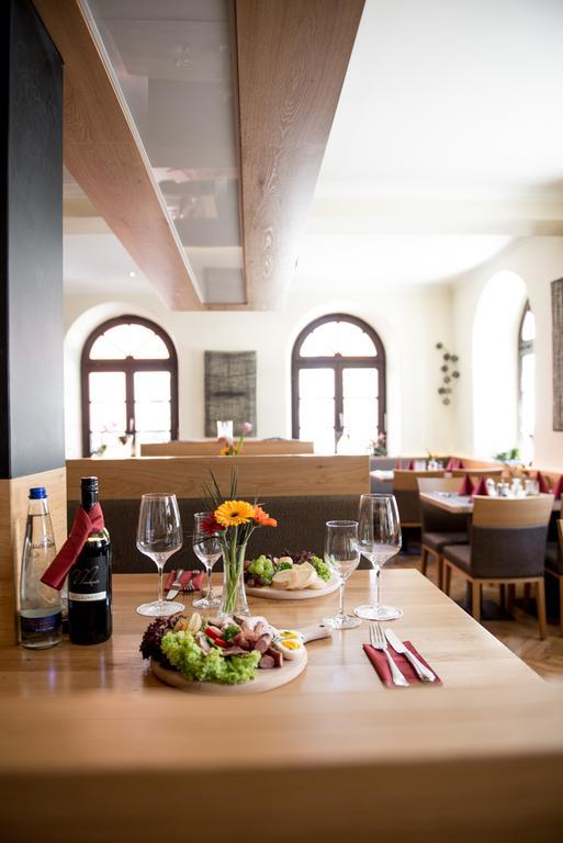 Hotel Angerbraeu Мурнау-ам-Штаффельзее Экстерьер фото